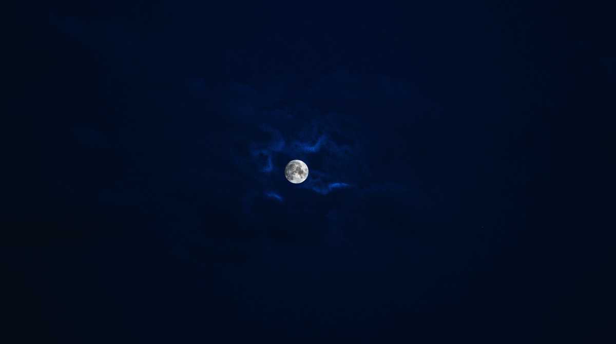 Moon Wallpaper