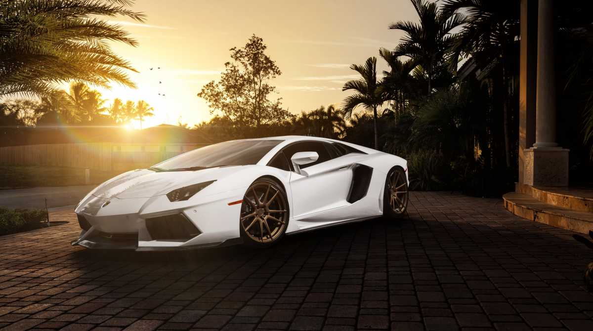car wallpaper