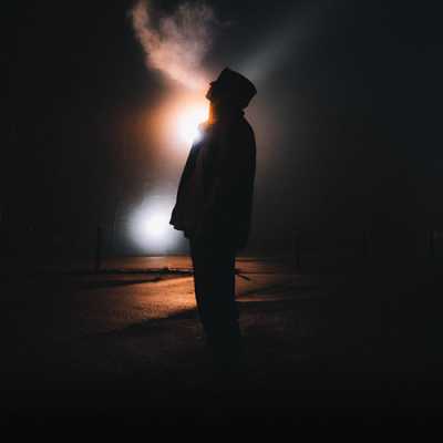 Alone dp 