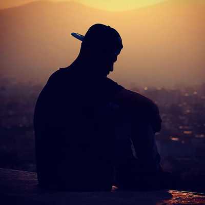Alone dp 