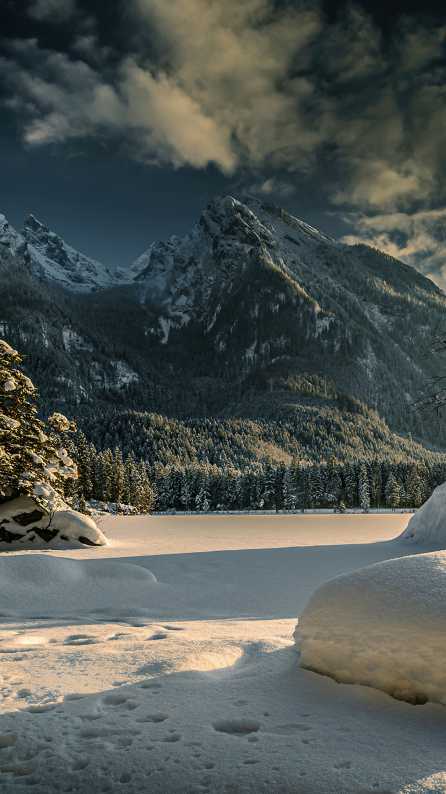 lake hintersee